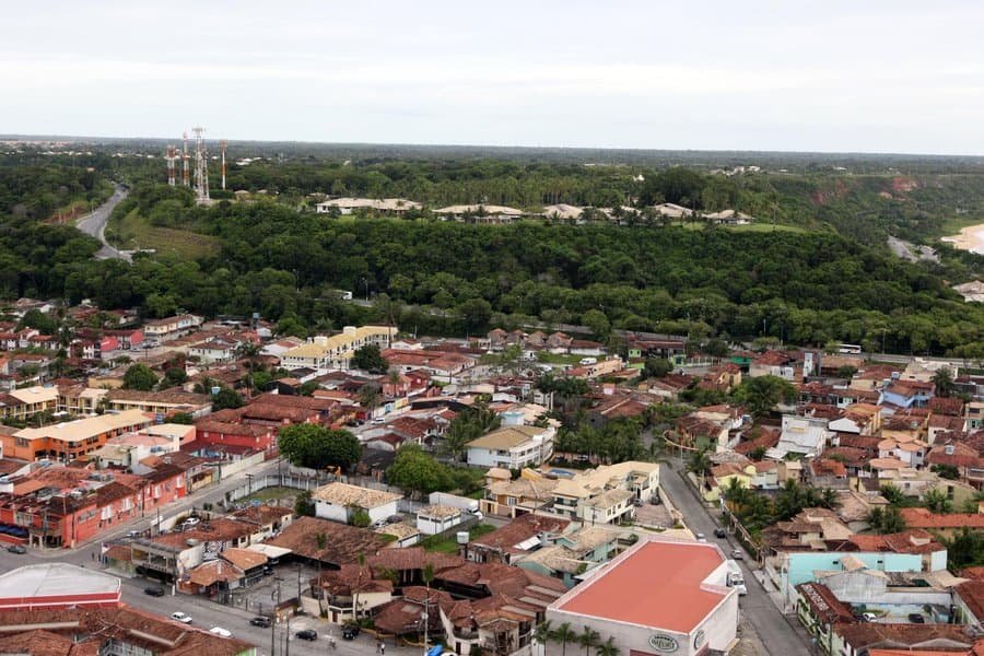 Vista aérea do bairro Baianão, em Porto Seguro