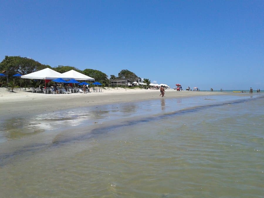 Vista da Praia de Coroa Vermelha, em Santa Cruz Cabrália